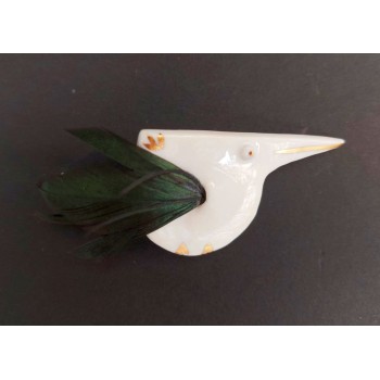 Brosă porțelan pasăre